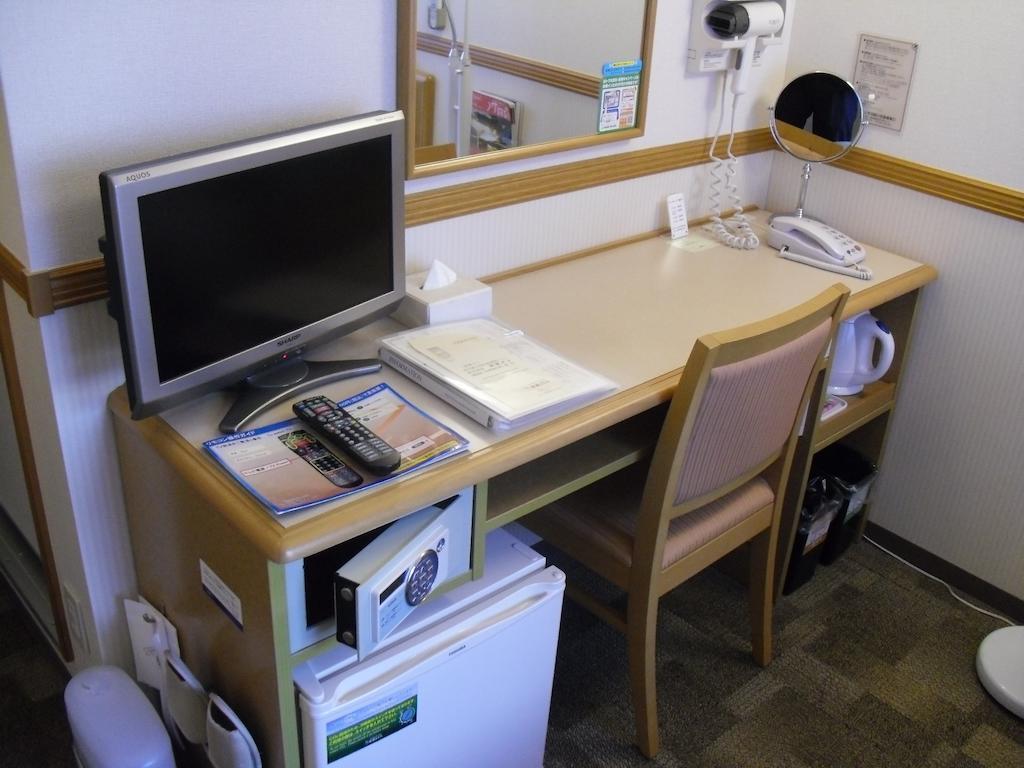 Toyoko Inn Kofu-Eki Minami-Guchi No.1 Ngoại thất bức ảnh