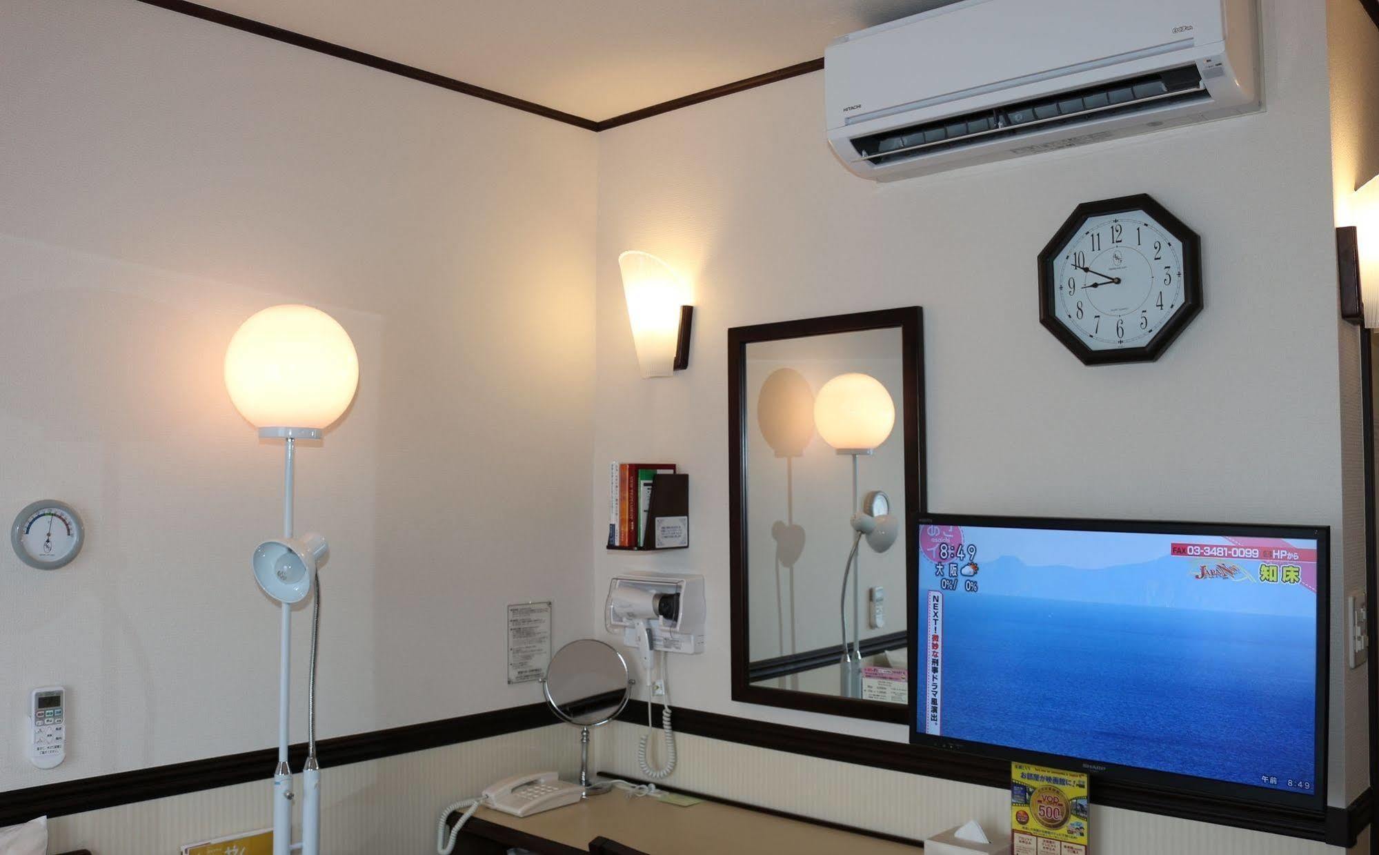 Toyoko Inn Kofu-Eki Minami-Guchi No.1 Ngoại thất bức ảnh