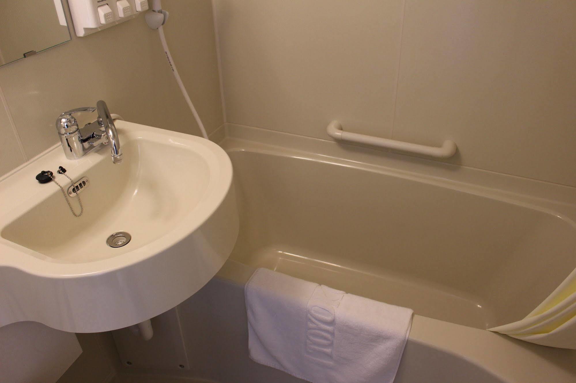 Toyoko Inn Kofu-Eki Minami-Guchi No.1 Ngoại thất bức ảnh
