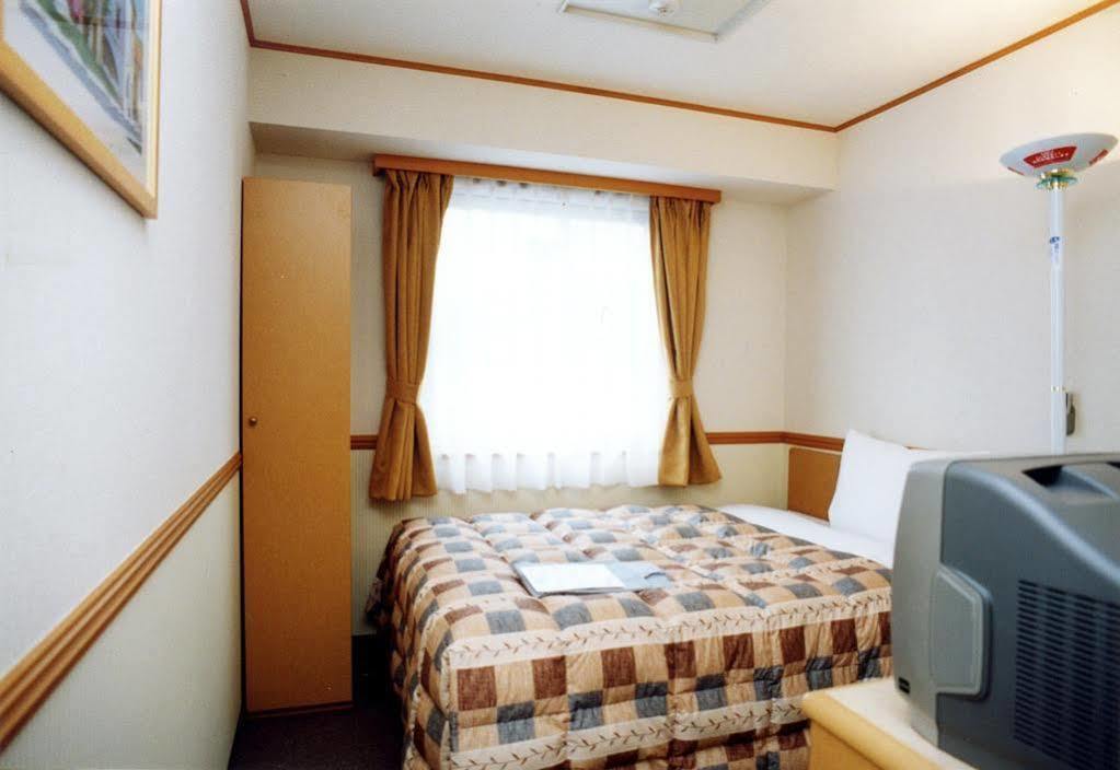 Toyoko Inn Kofu-Eki Minami-Guchi No.1 Ngoại thất bức ảnh